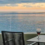 Beachfront Luxury Apartment