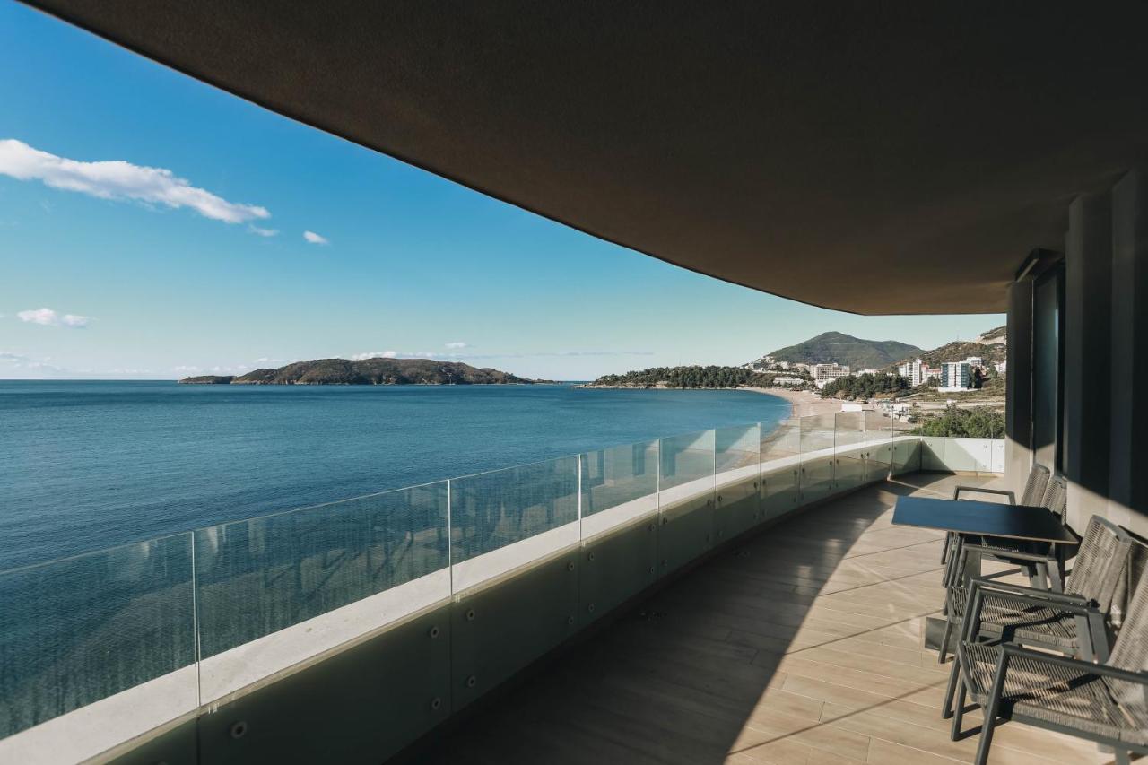 Daire Beachfront Luxury Budva
